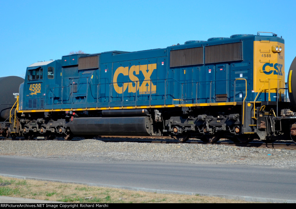 CSX 4588